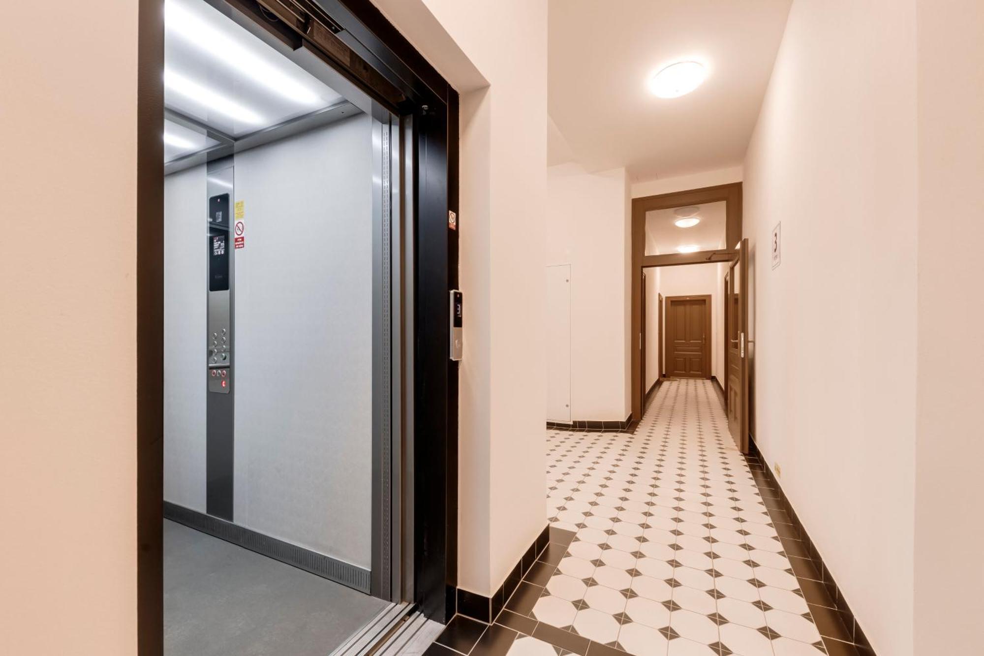 New Town Oases Apartment 프라하 외부 사진